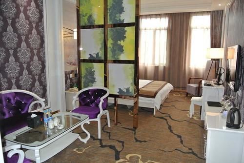 לואיאנג Art Hotel Vienna- Luoyang מראה חיצוני תמונה